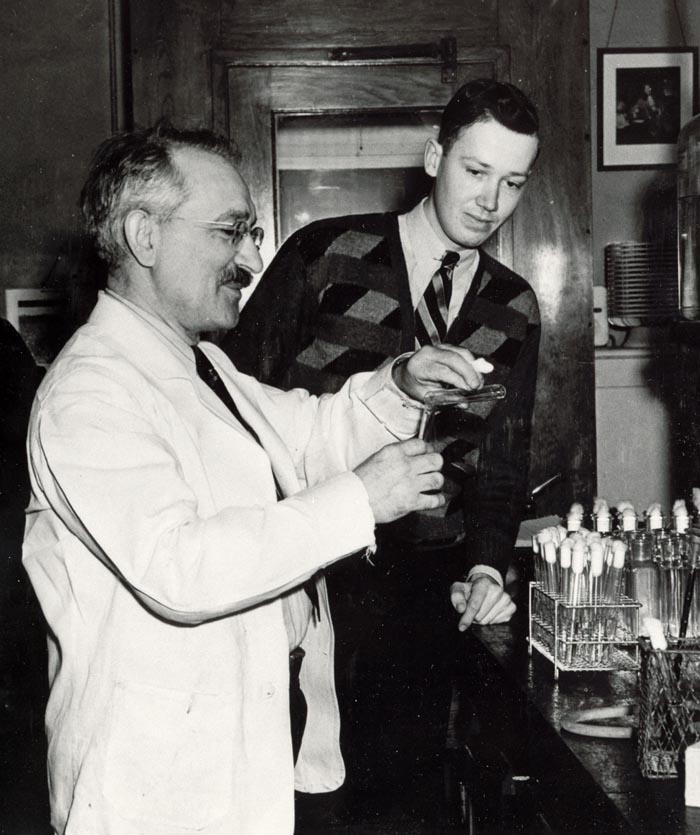 Left to Right: Drs. Wasksman and Woodruff.